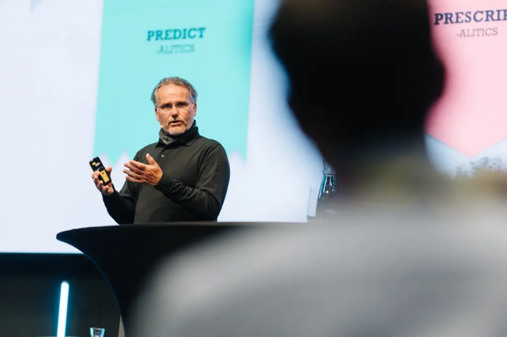 Groß (fotografiefetz-inits-healthhub-0014)